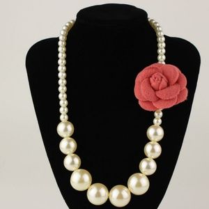 Decorated Pearl Necklace